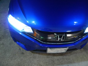 フィット３のヘッドライトHIDと室内灯LED交換