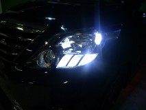  ウィンカーのデュアルカラーも施工しました。 