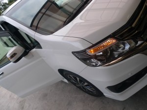 ステップワゴンのミラーウィンカーポジション化