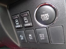  スイッチ類に使われているLEDは極小LEDです。 