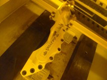 ブレーキキャリパーのロゴイルミネーション作成 データさえ作ってしまえば大量生産も可能です。