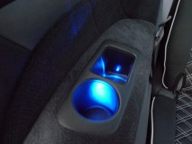 オデッセイの室内イルミと小物入れのアクリルプレート取付 サードシートへイルミネーションを追加。LEDは5mm砲弾型を使用