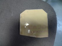 オデッセイの室内イルミと小物入れのアクリルプレート取付 型紙で作った形状にアクリルをカット。ロゴは当店のものを入れさせていただきました