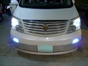 １０系アルファードのフォグHIDとウィンカーLED化