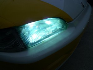 EGシビックのヘッドライトHID化