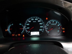 30セルシオ後期のスピードメータ針色変更 - トレードゲート / TRADEGATE