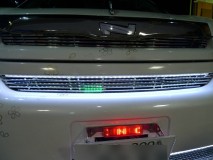  元からかなりLEDが仕込まれているので、ナイトライダーは残念ながらあまり目立ちませんでした。 
