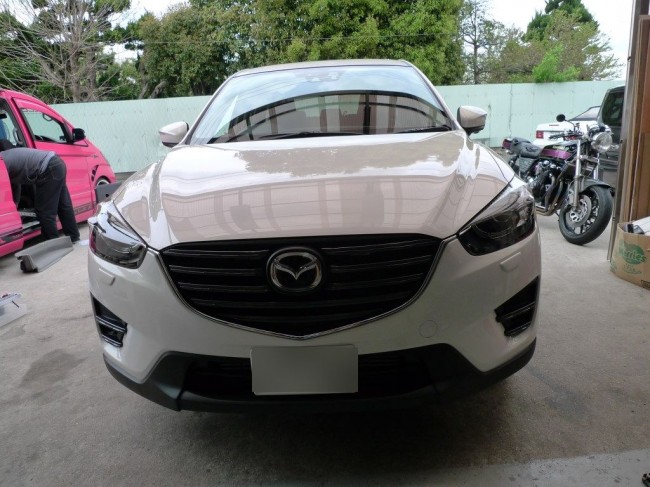 CX-5の走行中TV視聴改造とバック連動ミラー下降回路の取り付け CX-5の走行中TV視聴改造とバック連動ミラー下降回路の取り付け