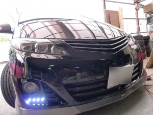 エスティマのデイライト取付
