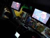  バイザーモニターはキャッチ部分のみ加工が必要でした。 