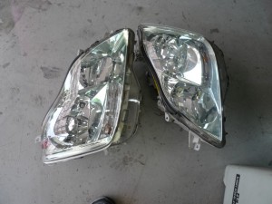 ゼロクラウンのヘッドライト加工開始！！