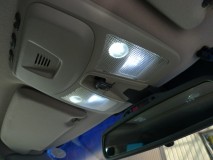  電球はすべてキャンセラー付のLEDを使用します。 