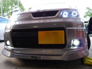 ライフダンクのセキュリティー取付とフォグランプユニット取付