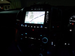 ランドクルーザー200の室内パネル全LED打ち替え