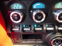   コンプリート８６のエアコンパネルほかLED打ち換え  