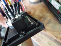 横向きに穴を開けて 