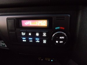 4型ハイエースディーゼルのLED打ち替え