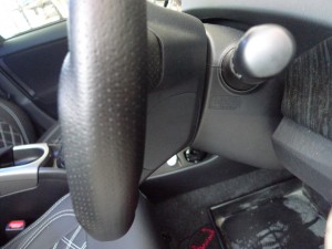 プリウスのクルーズコントロール後付とテールのウィンカーポジション施工