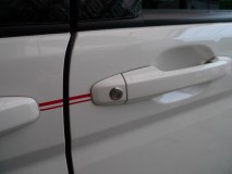  このスイッチの位置は絶妙で1mmズレルときれいにハマリマセン。スイッチはステンレス削りだしの高級タイプで1個1500円です。 