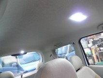 ポルテのグリルイルミとリアゲート室内灯LED増設他 リアゲート上部は照明器具が無いため、荷物の出し入れが大変不便とのことです。