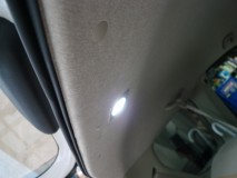 ポルテのグリルイルミとリアゲート室内灯LED増設他 1個2,500円の室内灯ユニットを取り付けました。配線はセンターユニットから分岐させています。