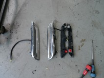 E52エルグランドの純正風デイライトとフォグランプHID取付 非常に良く出来ていてほとんどポン付けでした。