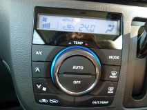 スズキの新型スペーシアのインパネ全LED打ち替え 間違いのない施工をお約束します。