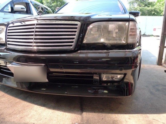 W140 Sクラスメルセデスのデイライト取付 W140 Sクラスメルセデスのデイライト取付