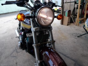 ゼファー750のヘッドライトHID施工