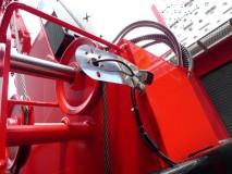 出張作業!レッカー車にナビとLEDスイッチ取付 カメラも合計2台で、固定はお客様にて行っていただきました。この辺の金属加工はお客様のほうがプロです。