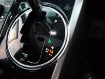 WISHのエアコンパネル周り他全LED打ち替え施工 ここはT5ウェッジ球が使用されています。