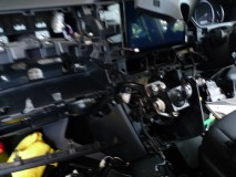  早速作業開始！  っとここまでバラシテやっと  エアコンパネル外せます。  ノア・VOXY・エスクァイアも同様 