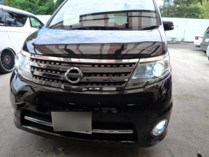 C25セレナのフォグランプHID・コーナリングランプLED・ポジ・ライセンス・バックLED