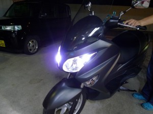 Suzuki バーグマン200のヘッドライトLED化