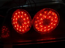 ウェイクのリアリフレクターLED取付とバック球LED交換 加工してみました。
以外にいいかも