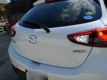 Skyactive デミオ の室内灯LEDとバックランプ・ライセンスLED化 バックランプはT16 この辺は他の国産車に右にならえですね
