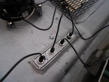  LEDを固定します 