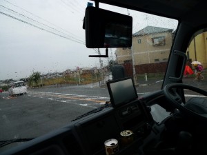 FUSO キャンターのバックカメラとオンダッシュナビの取付