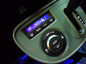 ミラ ココア の室内パネルのLED打ち替え