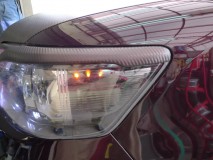 ルミオンのヘッドライト修理 側面のLEDはLED自体の不良のようです。念のため全部のLEDを交換しました。裏も接着剤で固定しました。