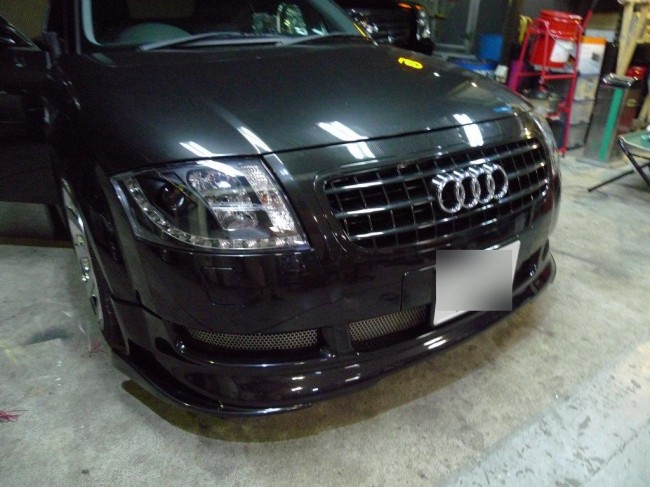 AUDI TTのヘッドライトHID化 AUDI TTのヘッドライトHID化