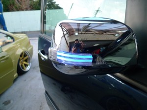 60ヴォクシーのミラーウィンカー取付