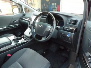 20系ヴェルファイアハイブリッドのVIPER330V取付施工