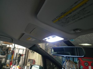エスクワイアの室内灯LED化