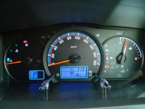 4型ハイエースのマニュアルエアコン打ち替え他