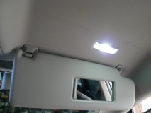 VWパサートのフォグランプHIDと他LED化 バイザーも白くなりました。