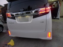 30ヴェルファイアのデイライト取付他作業 リフレクターは車検対応品でしたが、念のためスイッチ増設しました。
