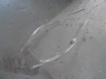 210系クラウンアスリートのヘッドライト加工 この部分をブラスト処理して面発光するように加工します。