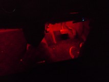  フットランプもRGB。これはGOODですが、ダクトと電源共有だと・・・。まあいっか。 