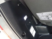  ラゲッジは爆光にしたいところですが、サイズに限界があります。 